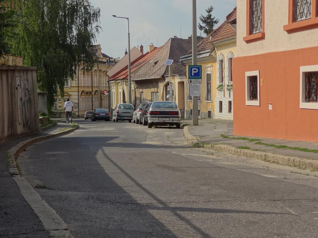 Dia Apartman Miskolc Exterior foto