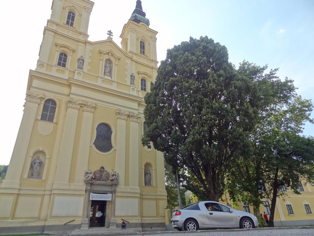 Dia Apartman Miskolc Exterior foto