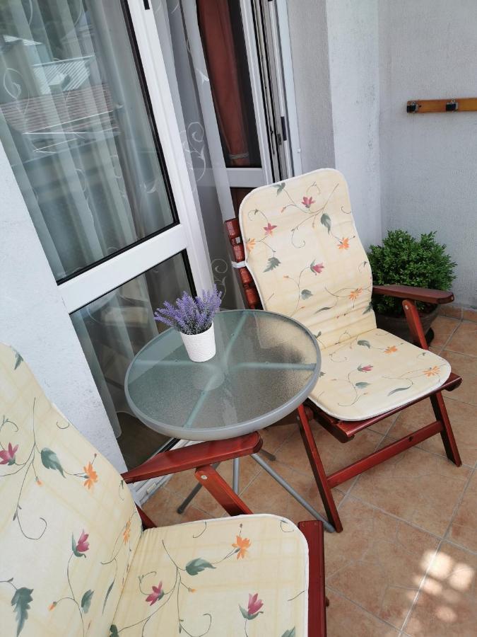 Dia Apartman Miskolc Exterior foto
